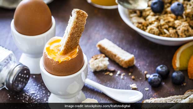 Breakfast Cereal Versus Eggs: Which One Makes For A Healthier Morning Meal?