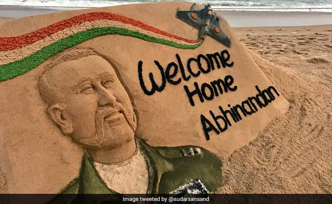 "#AbhinandhanDiwas" Celebrated On Twitter For Hero Pilot's Return