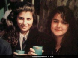 शाहरुख खान के साथ डेब्यू, बॉबी देओल के साथ ब्लॉकबस्टर, बॉलीवुड की डिम्पल गर्ल की 7 फोटो- छठी पर बार-बार करेंगे क्लिक