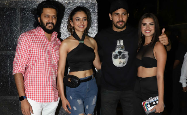 Tara Sutaria, Sidharth Malhotra, Rakul Preet Singh Wrap <I>Marjaavaan</i> With A Party