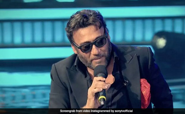 पान खा रहे थे जैकी श्रॉफ तभी हुआ कुछ ऐसा, गाने लगे- पान खाए सैंया हमार...