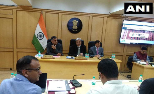 चुनाव आयोग ने सोशल मीडिया के लिए 'कोड ऑफ एथिक्स' लागू किया