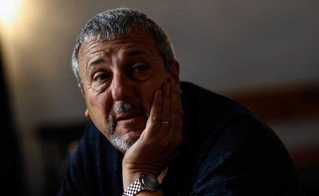 Doctor Convicted Of Euthanasia Hits The Stage In Spain Theatre