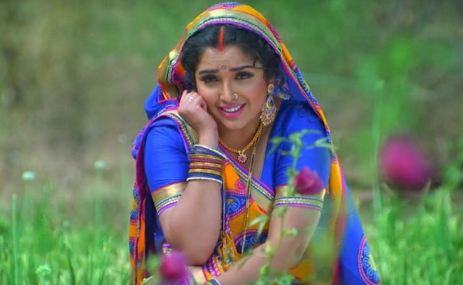 'निरहुआ हिंदुस्तानी 3' ने YouTube पर बरपाया कहर, निरहुआ-आम्रपाली की जोड़ी का धमाल- देखें Video