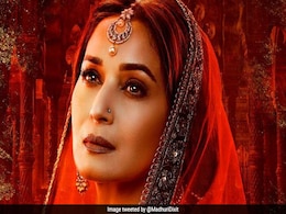 <i>Kalank</i>: Madhuri Dixit As The 'Enchanting' Bahaar Begum Will Leave You Smitten <i>Kalank</i>: Madhuri Dixit As The 'Enchanting' Bahaar Begum Will Leave You Smitten