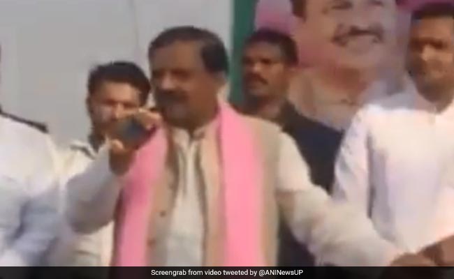 Culture Minister Mahesh Sharma Calls Priyanka Gandhi "Pappu's Pappi"