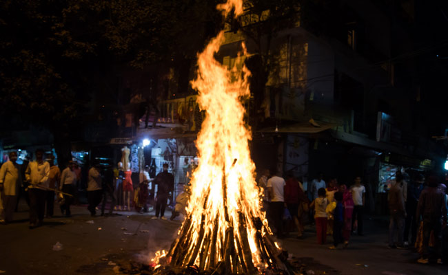 Holika Dahan 2020: Puja, Muhurat Time, History, Celebration