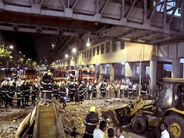 Mumbai Bridge Collapse: Another Woman Dies, Number Of Dead Rises To 7 Mumbai Bridge Collapse: Another Woman Dies, Number Of Dead Rises To 7