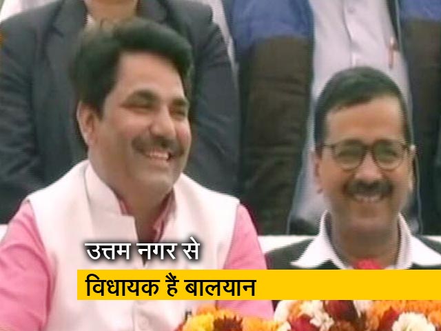 आयकर विभाग ने 2 करोड़ रुपये के साथ AAP विधायक नरेश बालयान को पकड़ा