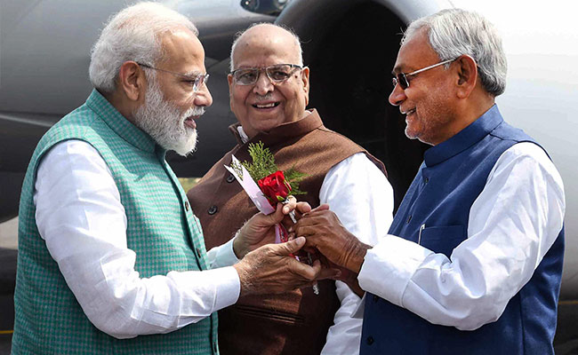 Bihar Election: PM Modi, Nitish Kumar Have Equal Billing In New Poll Ads After Controversy