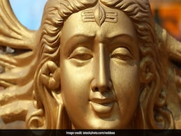 Maha Shivratri 2019: महाशिवरात्रि के मौके पर अपने वाट्सऐप पर लगाएं ये शानदार स्टेटस Maha Shivratri 2019: महाशिवरात्रि के मौके पर अपने वाट्सऐप पर लगाएं ये शानदार स्टेटस