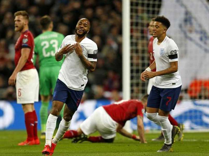 Raheem Sterling Downs Czech Republic, France Sweep Past Moldova