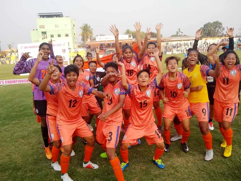 Football: Indian Women lifts saif Cup fifth time Football: Indian Women lifts saif Cup fifth time