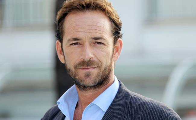 <i>"Beverly Hills, 90210"</i> Star Luke Perry Dies Of Stroke At 52