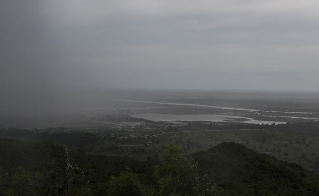 Over 120 Dead After Cyclone Hits Mozambique, Zimbabwe
