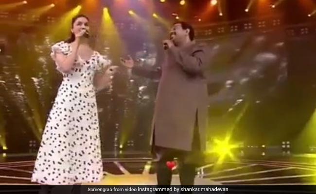 आलिया भट्ट और शंकर महादेवन की जुगलबंदी देख रह जाएंगे दंग, वायरल हुआ Video