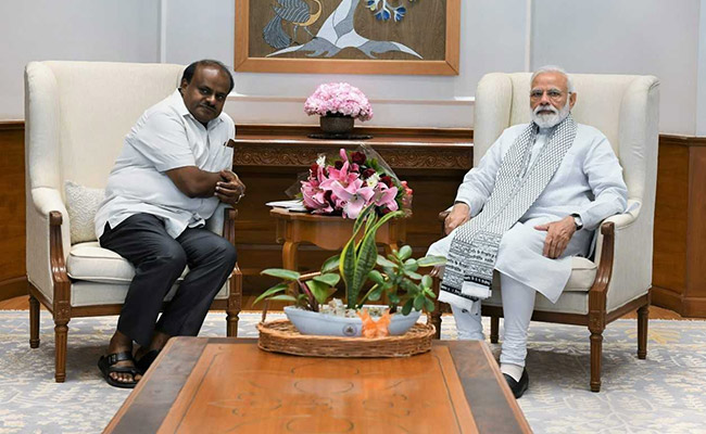 PM's "Real Surgical Strike": HD Kumaraswamy Hits Out Amid Karnataka Raids
