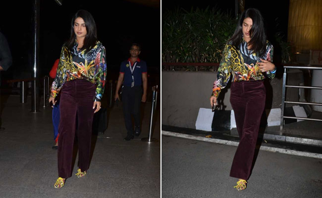 5 Snazzy Printed Shirts To Upgrade Your Look In A Jiffy Like Priyanka Chopra