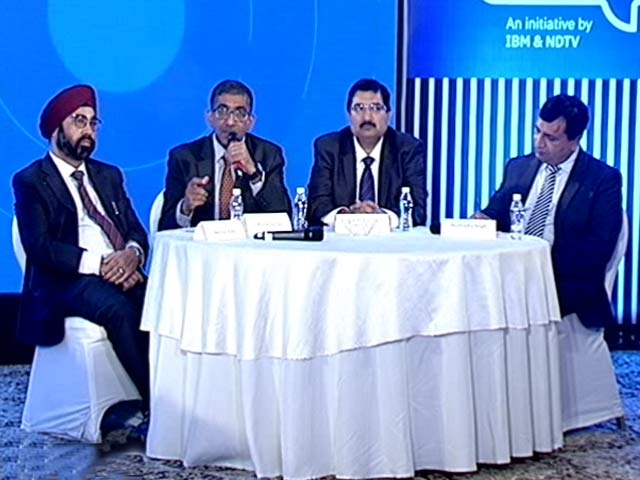 Think Dialogue - Banks Of The Future