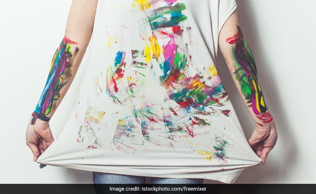 Stubborn Holi Colour Refusing To Budge? 6 Stain Removers That Will Do The Job