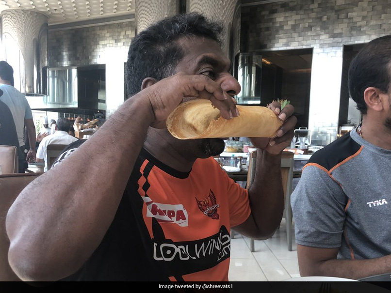 Muttiah Muralitharan Goes On 'Killing' Spree, Twitter In Splits