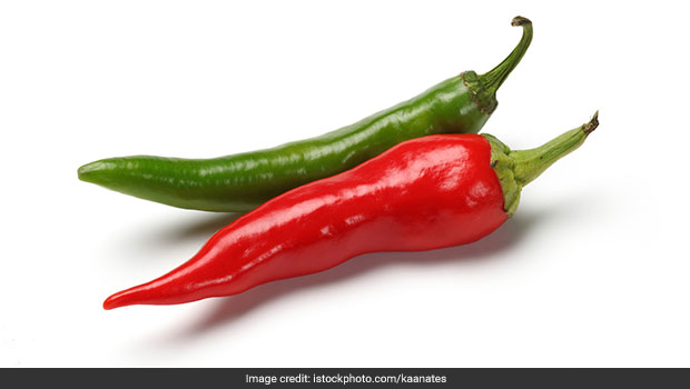 Green Chilli Or Red Chilli? Which One Is The Healthier Option