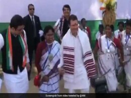Watch: Rahul Gandhi Joins Locals In Traditional Folk Dance In Ranchi Watch: Rahul Gandhi Joins Locals In Traditional Folk Dance In Ranchi