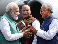PM, Nitish Kumar Have Equal Billing In New Poll Ads After Controversy