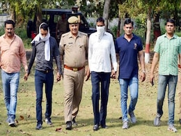 गाजियाबाद के साईं उपवन स्थित मंदिर में युवक-युवती हत्याकांड का पुलिस ने किया खुलासा गाजियाबाद के साईं उपवन स्थित मंदिर में युवक-युवती हत्याकांड का पुलिस ने किया खुलासा