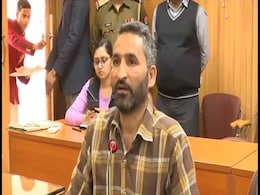 आतंकवादी, पत्थरबाज कहा और फिर आधारकार्ड मांग पीटने लगे: लखनऊ में कश्मीरी पीड़ित ने NDTV से सुनाई आपबीती आतंकवादी, पत्थरबाज कहा और फिर आधारकार्ड मांग पीटने लगे: लखनऊ में कश्मीरी पीड़ित ने NDTV से सुनाई आपबीती