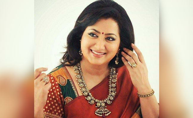 Actor Ambareesh's Wife Sumalatha To Contest As An Independent From Mandya