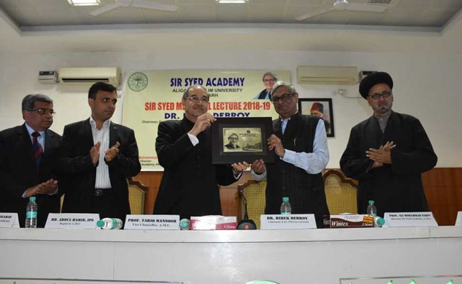 Vision Of Sir Syed Ahmad Khan Reformed Education In India: Dr Bibek Debroy In AMU