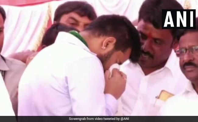 HD Deve Gowda, Grandson Weep At Event; "First Drama For 2019," Tweets BJP