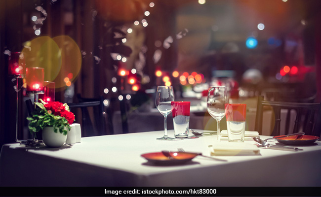 How To Lay A Stunning Table - You'll Find Everything You Need Here