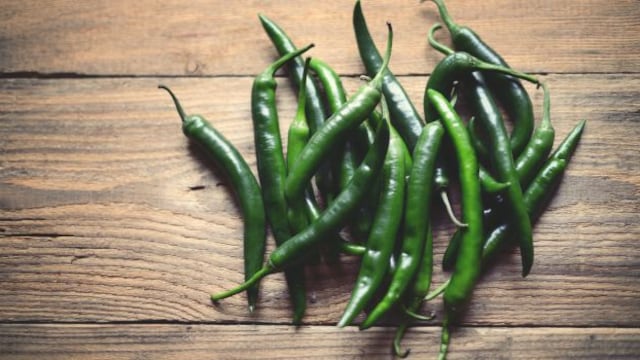 Including green chillies in your diet can provide multiple health benefits