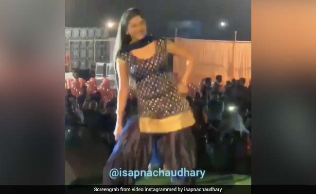 Sapna Choudhary ने 'छोरी तू सै बड़ी बिंदास' पर डांस से उड़ाया गरदा, देखें वायरल Video