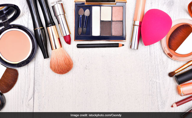 Tips for Skin Care: Do not use the same makeup brushes for years
