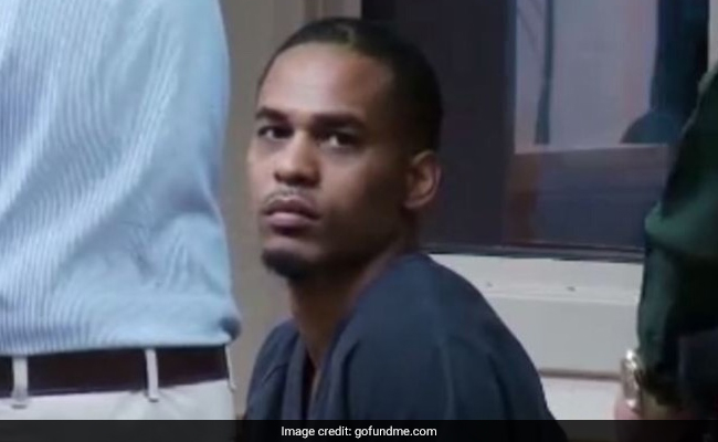 US Man Reaches School Carrying AK-47 Mini. Son Said Teacher Bullied Him