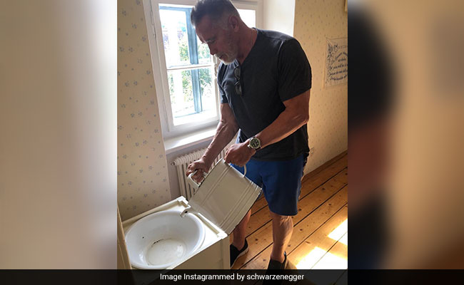 इस सुपरस्टार ने बताई अपनी दास्तान, कहा-15 साल की उम्र तक नहीं जानता था 'क्या होता है शॉवर'