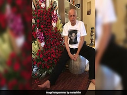 महेश भट्ट ने लिखा 'पड़ोसियों को प्यार करो' तो बॉलीवुड प्रोड्यूसर बोले- मैं औरंगजेब को गले नहीं लगा सकता... महेश भट्ट ने लिखा 'पड़ोसियों को प्यार करो' तो बॉलीवुड प्रोड्यूसर बोले- मैं औरंगजेब को गले नहीं लगा सकता...