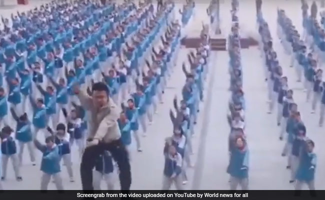 PT टीचर ने Dura गाने पर बच्चों को कराया ऐसा डांस, TikTok वीडियो भी हुए फेल