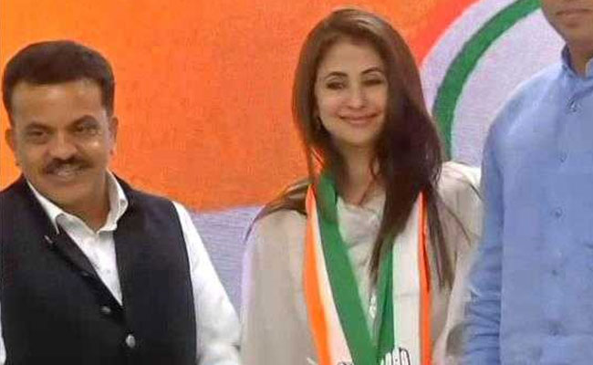 राजनीति में शुरू होगी उर्मिला मांतोडकर की नई पारी, फिल्मों में कुछ ऐसा रहा उनका सफर