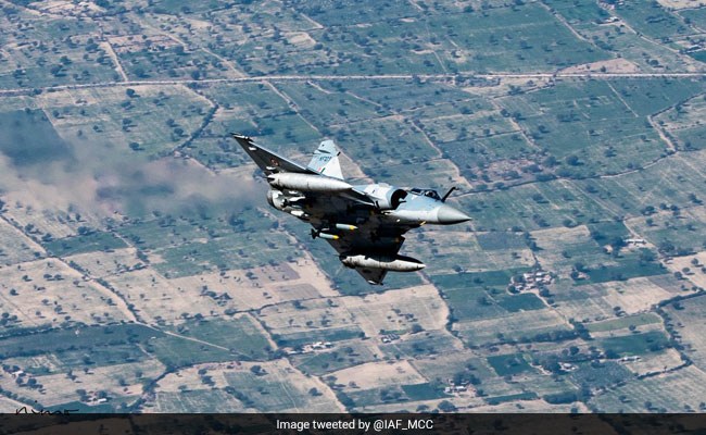 फाइटर जेट मिराज का टायर चोरी, टायर लेकर IAF स्टेशन पहुंचे 'चोर', कहा- हमें ये ट्रक का लगा