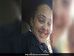 सेक्स करने के लिए महिला पुलिस ऑफिसर ने पुलिस वैन में छोड़ दी 3 साल की बेटी, वापस लौटी तो हो चुकी थी मौत सेक्स करने के लिए महिला पुलिस ऑफिसर ने पुलिस वैन में छोड़ दी 3 साल की बेटी, वापस लौटी तो हो चुकी थी मौत