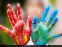 Girl, 6, Who Went Out To Play Holi Found With Throat Slit; Rape Suspected Girl, 6, Who Went Out To Play Holi Found With Throat Slit; Rape Suspected