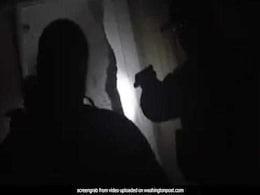 She Wouldn't Take Her Sick Child To Hospital. Cops Knocked Down Her Door She Wouldn't Take Her Sick Child To Hospital. Cops Knocked Down Her Door