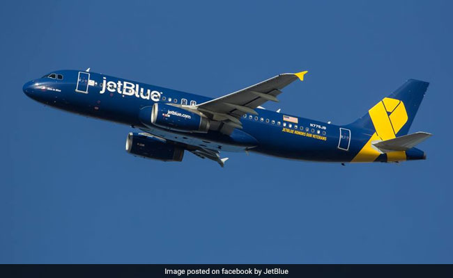 Video: JetBlue Plane Scrapes Tail During Take-Off To Avoid Head-On Collision With Another Flight