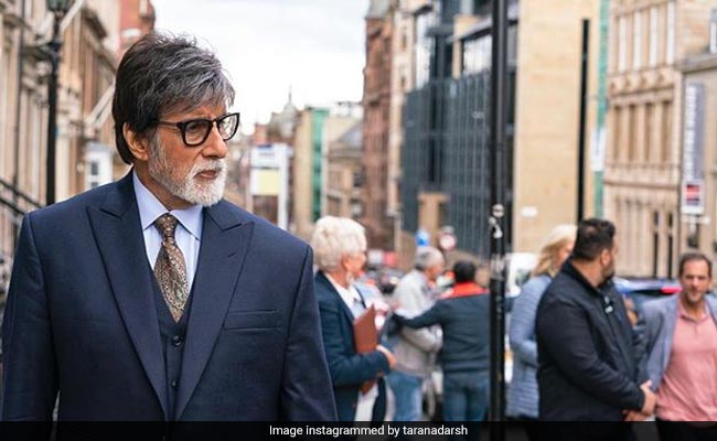 Amitabh Bachchan Sums Up Journey From <i>Saat Hindustani</i> To <i>Badla</i>: "Another Day Another Job"
