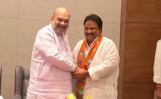 Denied Ticket, TRS Lawmaker Jithender Reddy Joins BJP