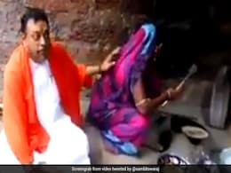 बुजुर्ग महिला का वीडियो शेयर करते ही संबित पात्रा हो गए ट्रोल, लोगों ने कहा- खुल गई उज्ज्वला योजना की पोल बुजुर्ग महिला का वीडियो शेयर करते ही संबित पात्रा हो गए ट्रोल, लोगों ने कहा- खुल गई उज्ज्वला योजना की पोल